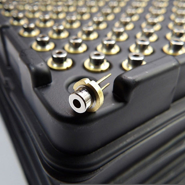 450nm 3.5W Nichia NDB7A75 LD 強力な 青色レーザダイオードTO5-9